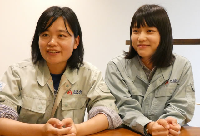 創業50周年に関するプロジェクトのリーダーを務めた高田文菜さん(左)と杉野文美さん