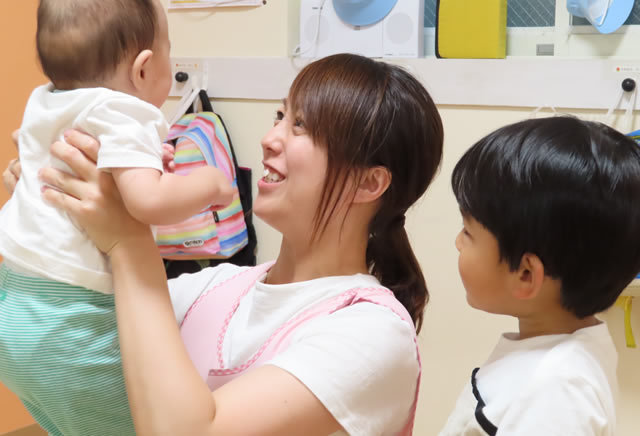 仕事プライベートも楽しければと語る太田めぐみさん｡子どものしぐさに思わず笑顔がこぼれます